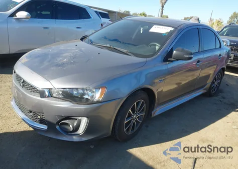 2017 Mitsubishi Lancer Es z USA, uszkodzony, nr VIN JA32U2FU4HU013811